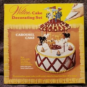 Vintage Wilton Cake Decor (original box)